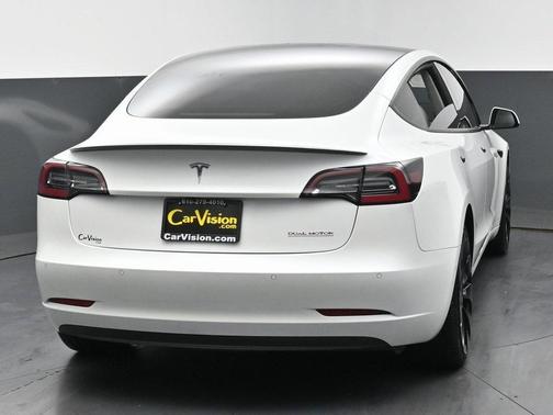 2022 Tesla Model 3 Performance