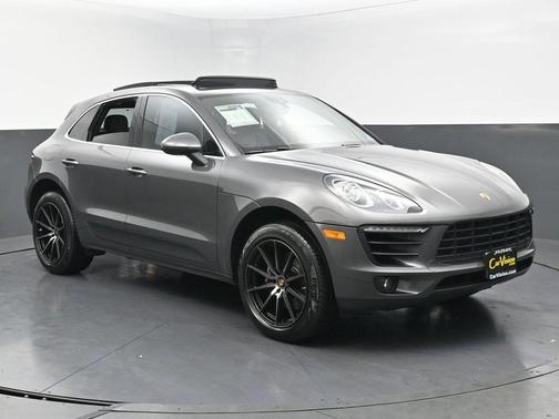 2015 Porsche Macan S