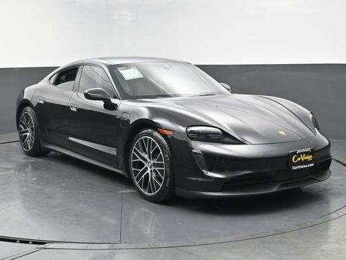 2023 Porsche Taycan 