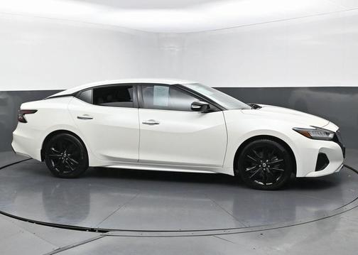 2021 Nissan Maxima SV