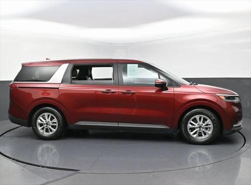 2022 Kia Carnival LXS
