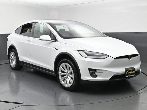 2021 Tesla Model X Long Range