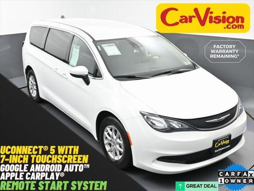 2023 Chrysler Voyager LX
