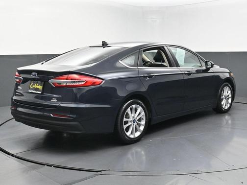 2020 Ford Fusion Hybrid SE