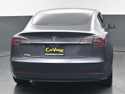Midnight Silver Metallic 2023 Tesla Model 3 Long Range