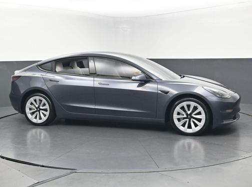Midnight Silver Metallic 2023 Tesla Model 3 Long Range