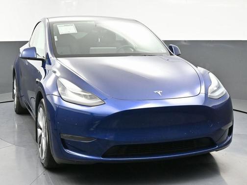 2023 Tesla Model Y Long Range Dual Motor All-Wheel Drive