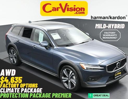 Denim Blue Metallic 2023 Volvo V60 Cross Country B5 Plus