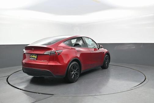 2025 Tesla Model Y Long Range Dual Motor All-Wheel Drive