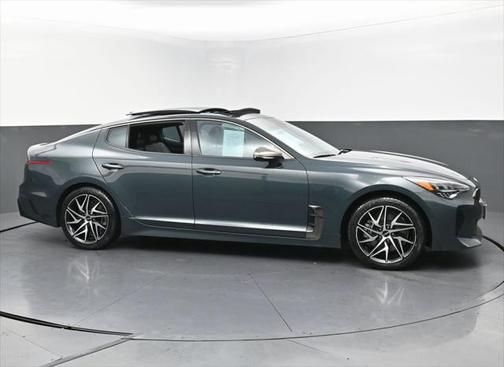 2023 Kia Stinger GT-Line