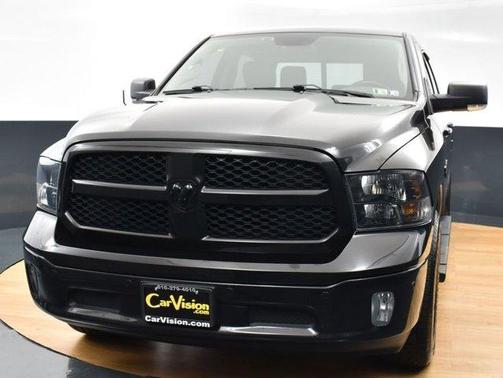 Photo 3 of 47 of 2018 RAM 1500 Big Horn