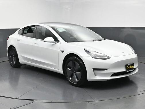 2020 Tesla Model 3 Standard Range Plus