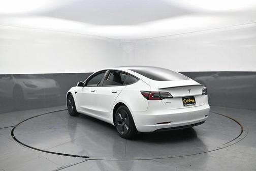 2022 Tesla Model 3 Standard Range