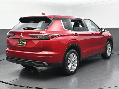 2025 Mitsubishi Outlander ES 2.5 S-AWC