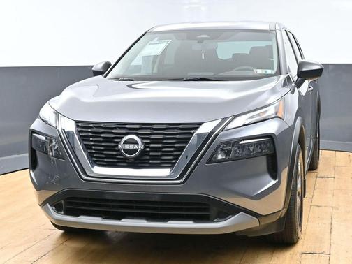 Gun Metallic 2023 Nissan Rogue S