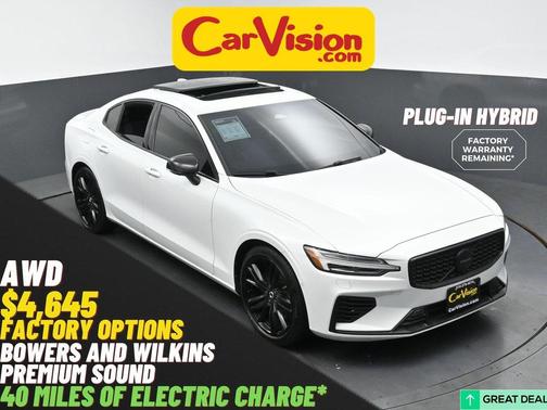 2023 Volvo S60 Recharge Plug-In Hybrid T8 Ultimate Black Edition