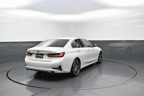 2021 BMW 330 xDrive