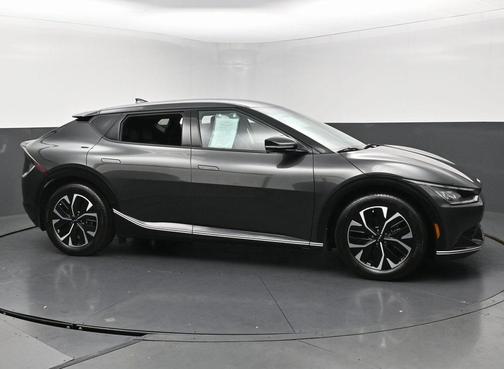 2023 Kia EV6 Wind