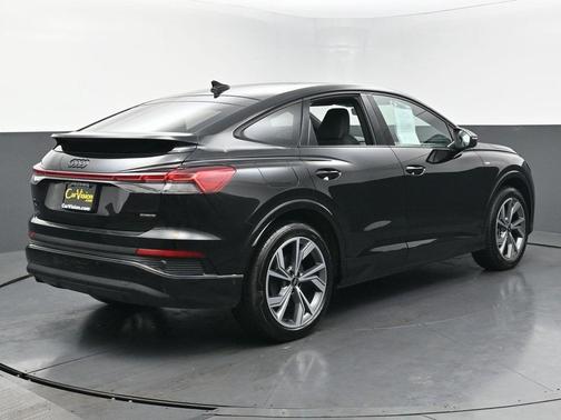 2024 Audi Q4 e-tron Sportback Premium Plus 55 quattro