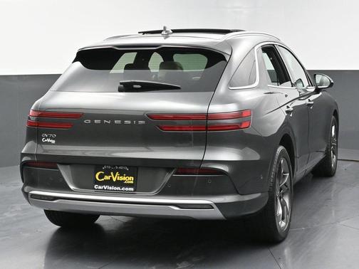 2023 Genesis Electrified GV70 Advanced AWD
