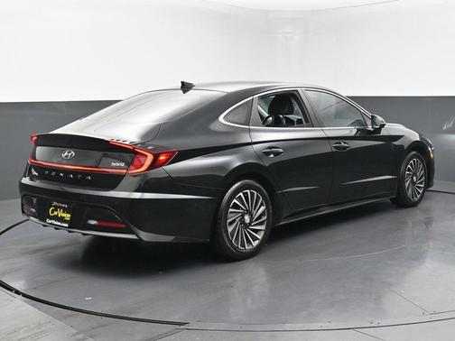2022 Hyundai SONATA Hybrid Limited
