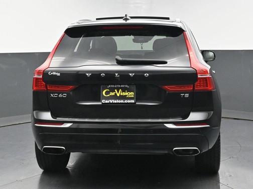2021 Volvo XC60 T5 Inscription