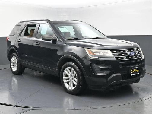 2017 Ford Explorer Base