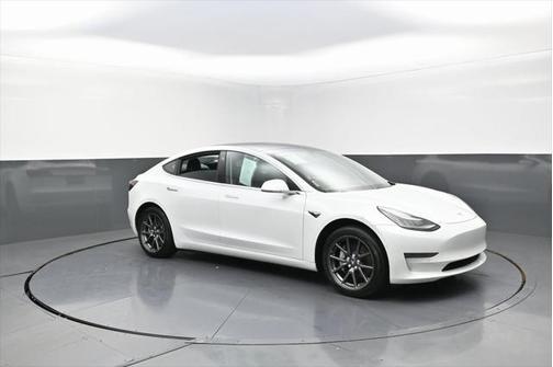 2019 Tesla Model 3 Standard Range Plus