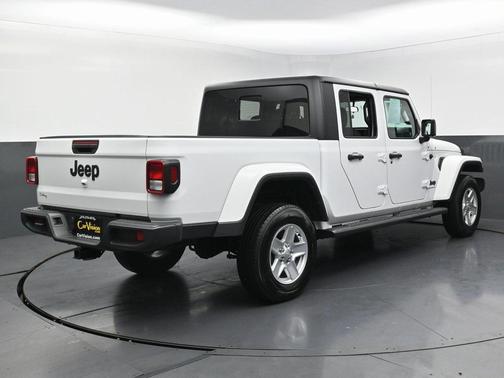 2023 Jeep Gladiator Sport S