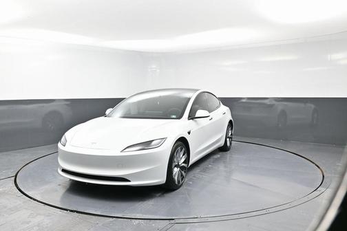 2025 Tesla Model 3 Long Range
