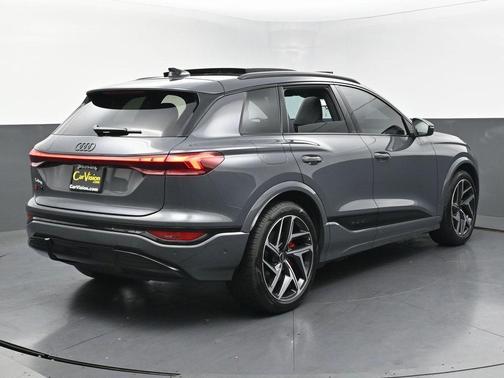 2025 Audi SQ6 e-tron Premium Plus quattro