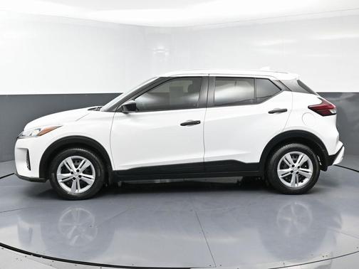 2021 Nissan Kicks S