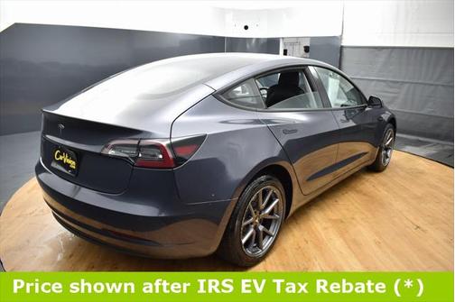 2022 Tesla Model 3 Standard Range