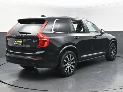 2024 Volvo XC90 B6 Plus Bright Theme 7-Seater