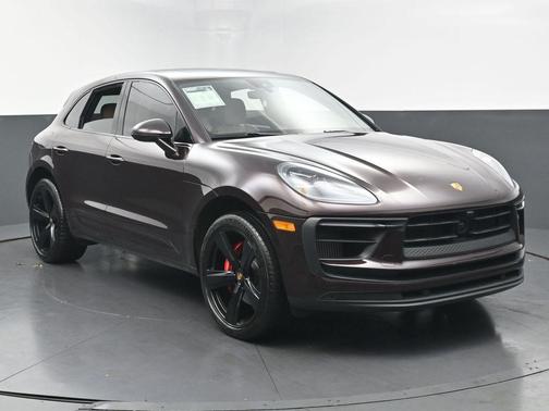 2023 Porsche Macan Macan S