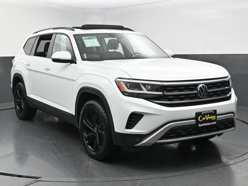 2022 Volkswagen Atlas 3.6L SE w/Technology