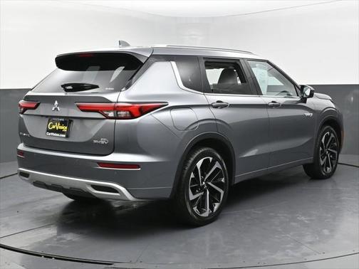 2023 Mitsubishi Outlander PHEV SEL