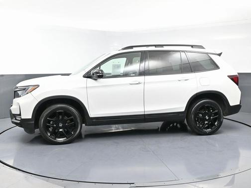 2024 Honda Passport AWD Black