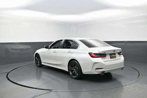 2024 BMW 330 i xDrive