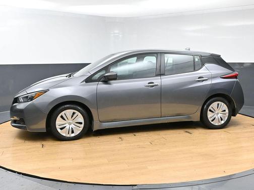 Gun Metallic 2023 Nissan Leaf S