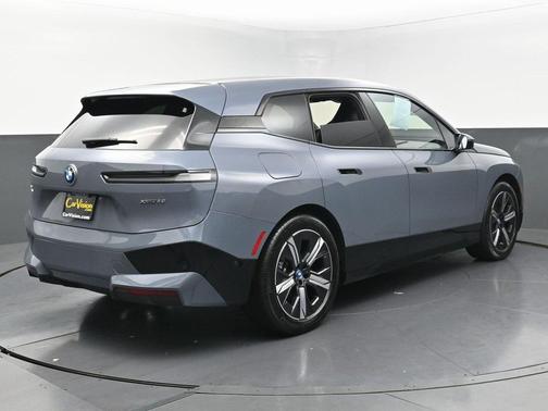 2023 BMW iX xDrive50