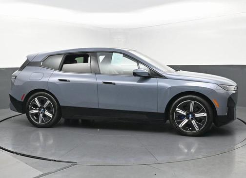 2023 BMW iX xDrive50