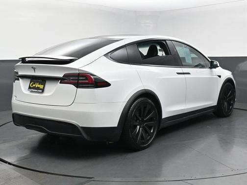 2023 Tesla Model X Base