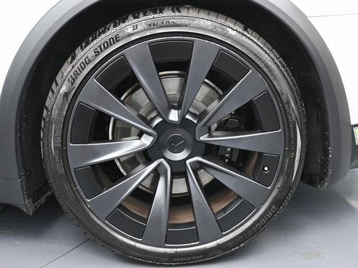 2023 Tesla Model X Base