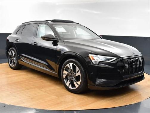 2023 Audi e-tron Premium quattro