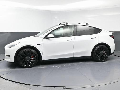 2022 Tesla Model Y Performance Dual Motor All-Wheel Drive