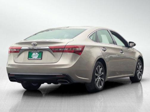 2018 Toyota Avalon XLE Plus