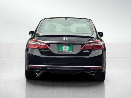Crystal Black Pearl 2017 Honda Accord Touring V6