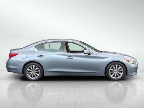 2015 INFINITI Q50 Base