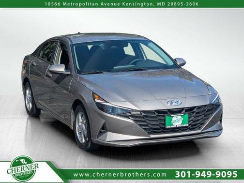 2021 Hyundai ELANTRA SE